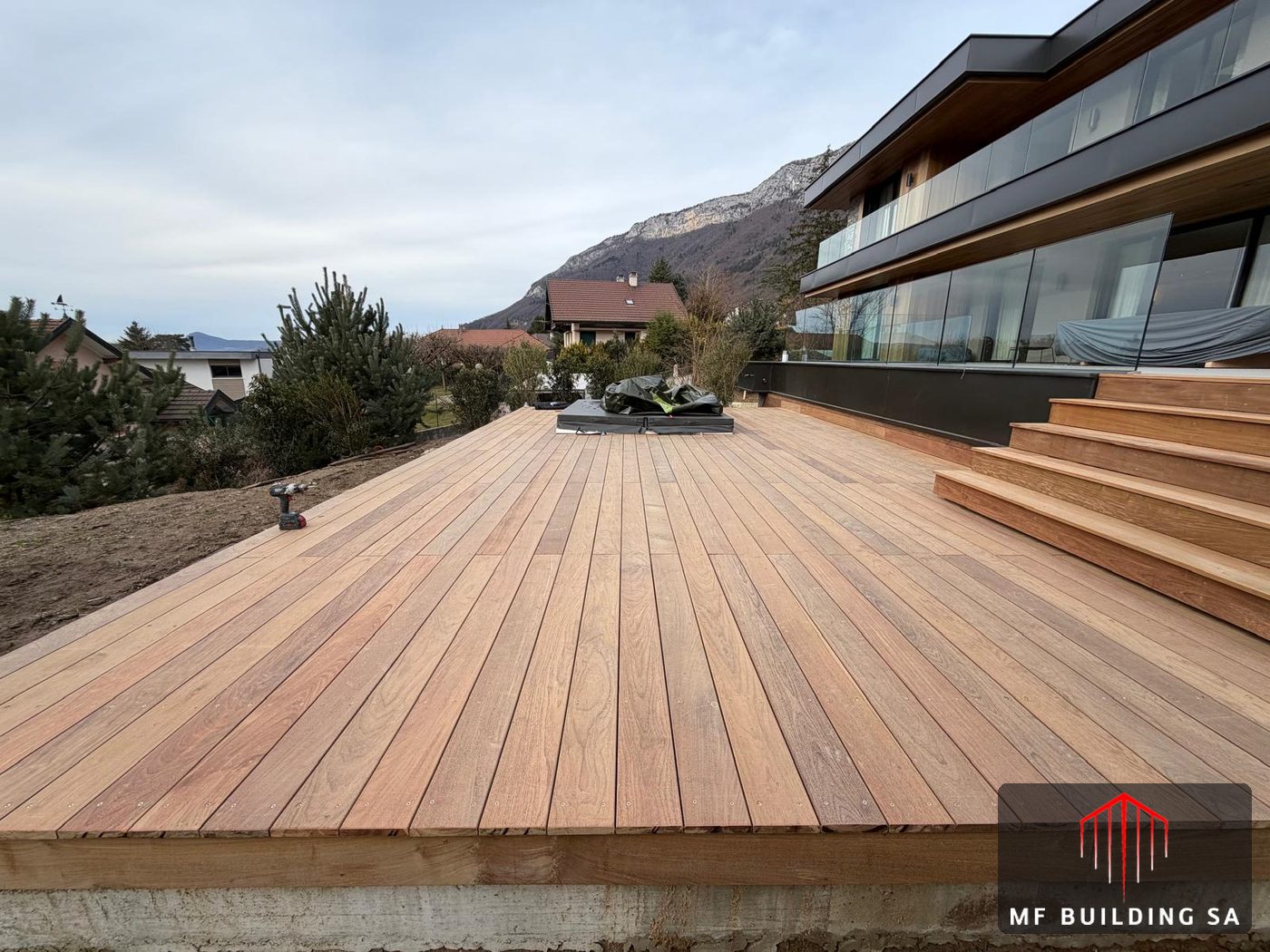 Terrasse en bois sur mesure — MF Building SA